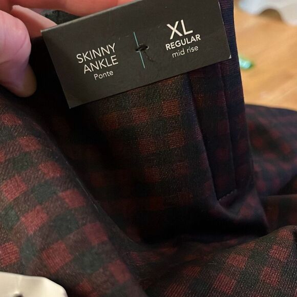 Maurices Skinny Ankle Ponte Pants Women's XL Regular Gingham Checkered Red Black - Picture 6 of 6
